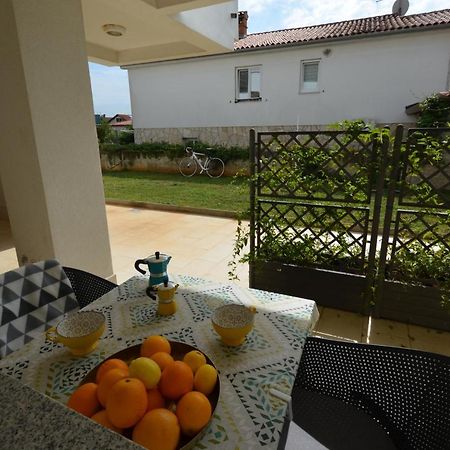 Apartments Karmen Maria Novigrad Istria المظهر الخارجي الصورة