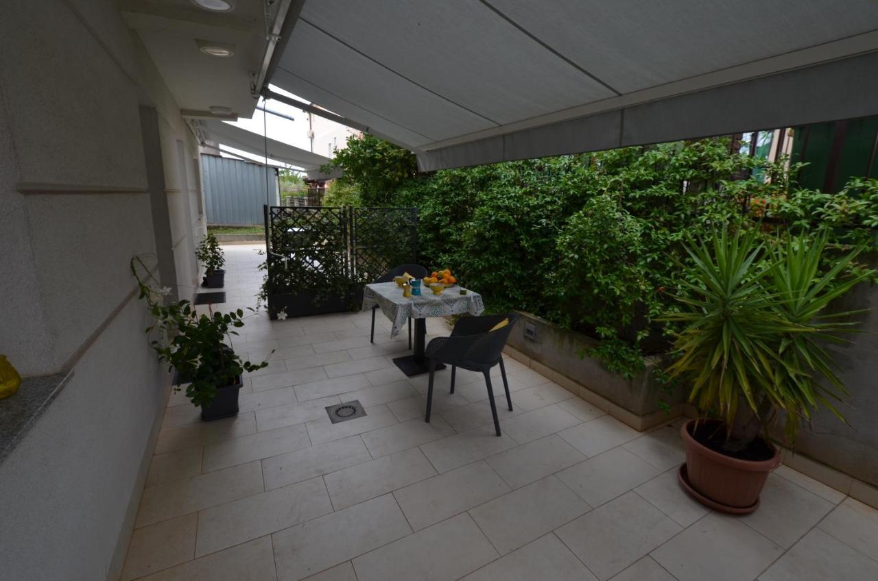 Apartments Karmen Maria Novigrad Istria المظهر الخارجي الصورة